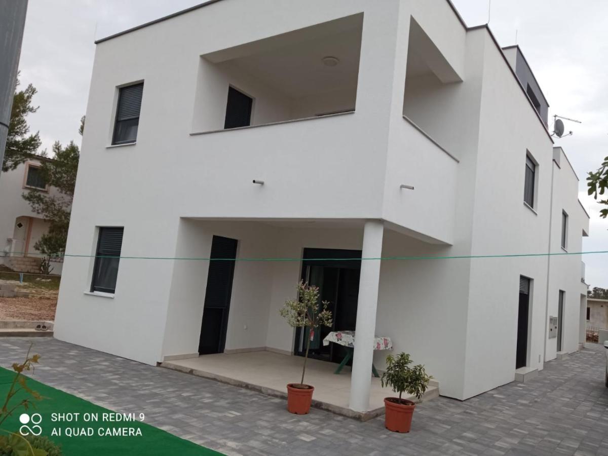 Apartman Franc S Vir Esterno foto