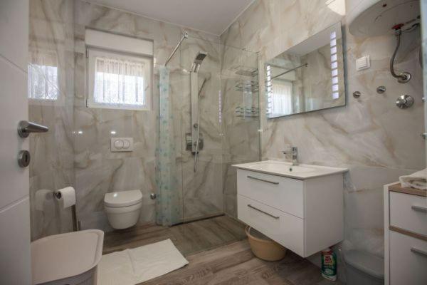 Apartman Franc S Vir Esterno foto