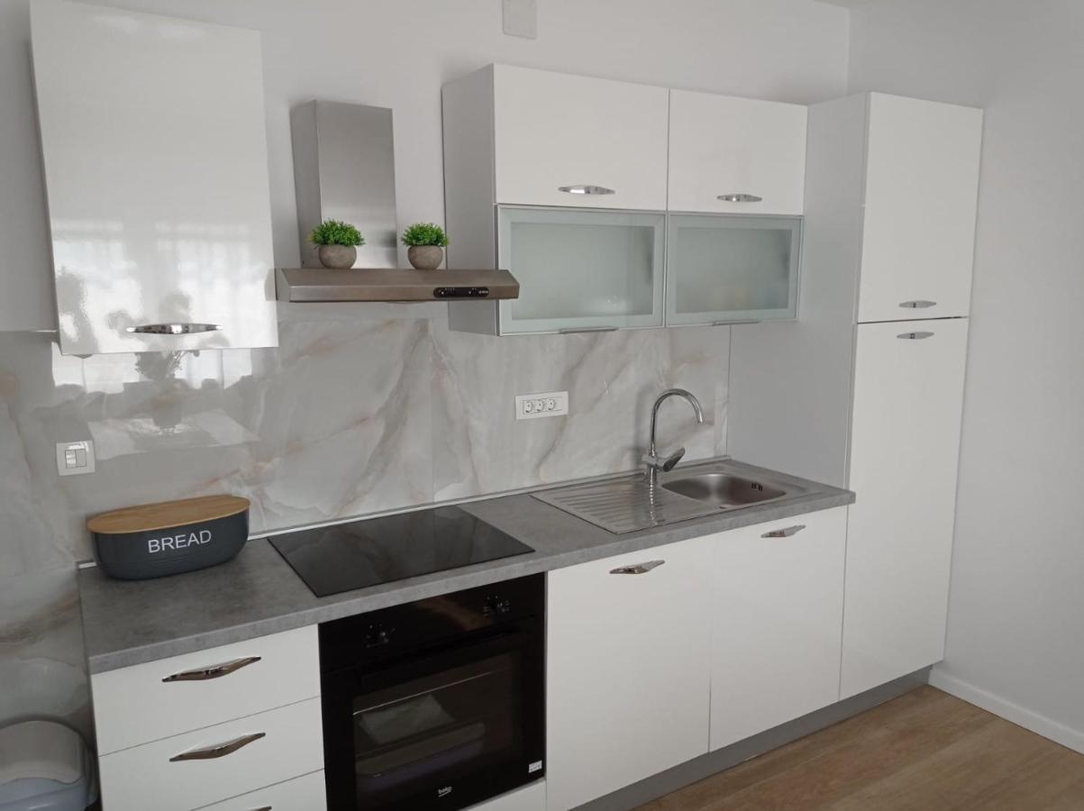 Apartman Franc S Vir Esterno foto