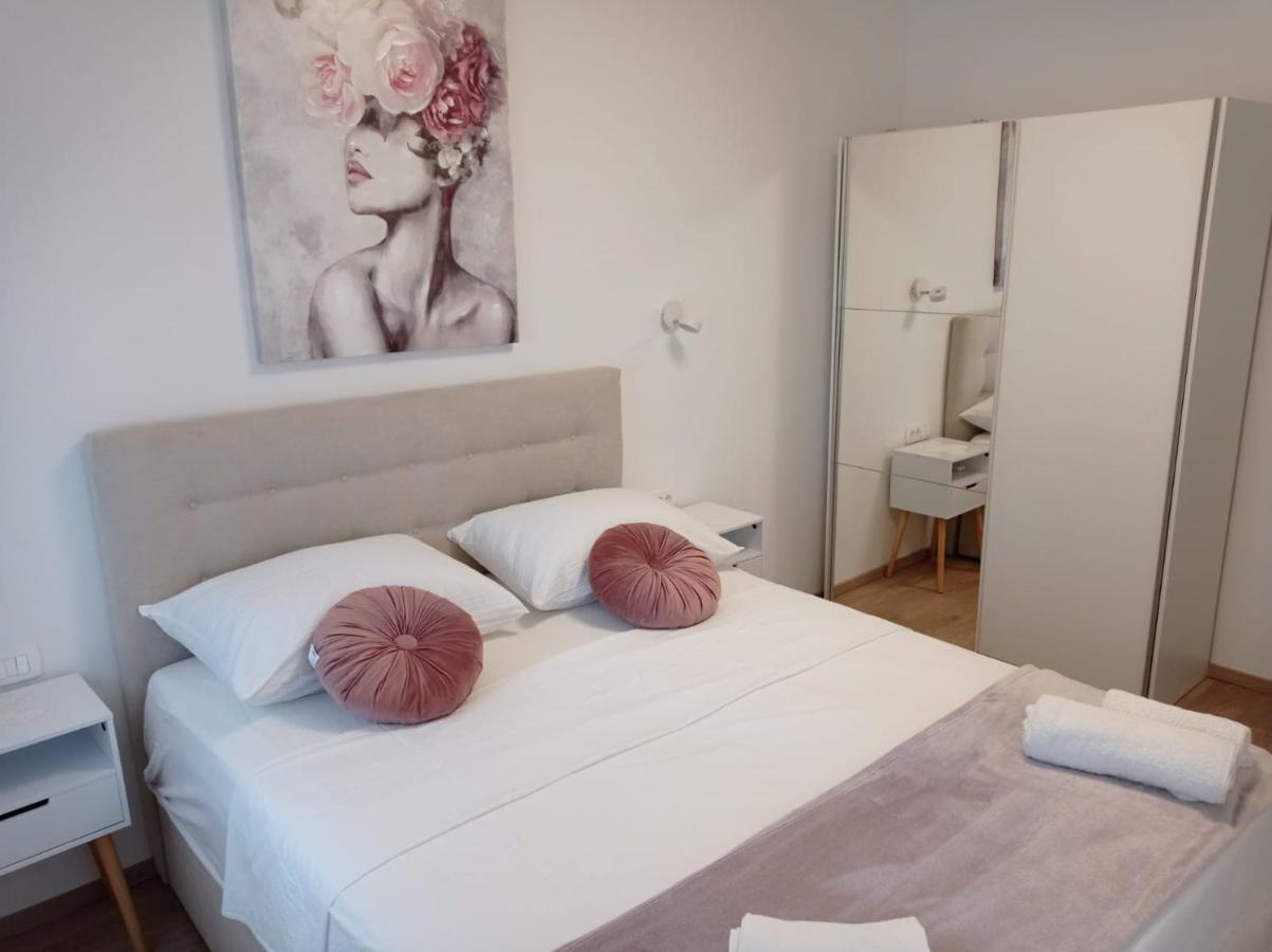 Apartman Franc S Vir Esterno foto
