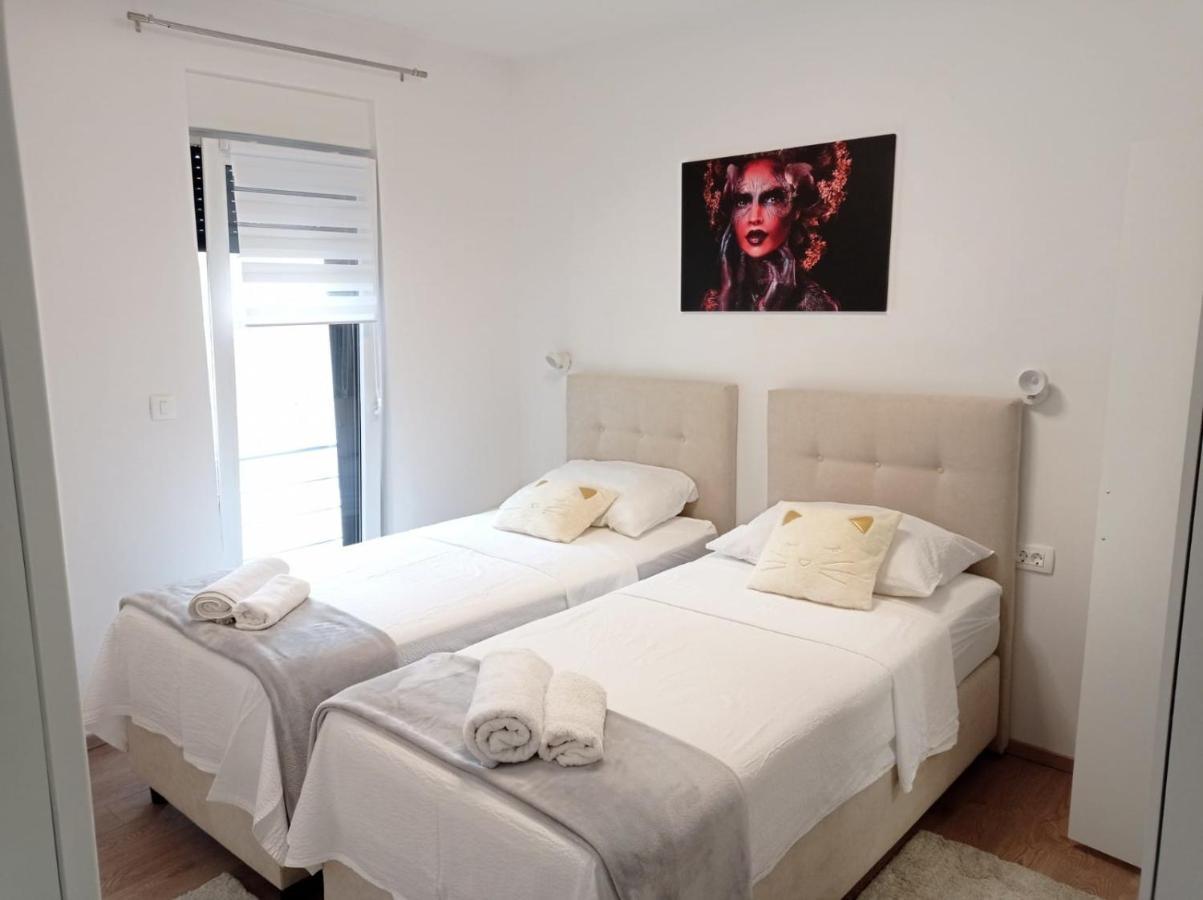 Apartman Franc S Vir Esterno foto